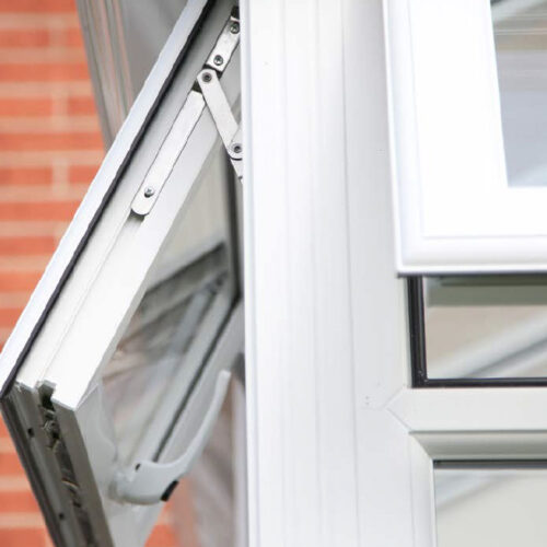 Liniar window suppliers and fitters in Basingstoke, Avtec Windows
